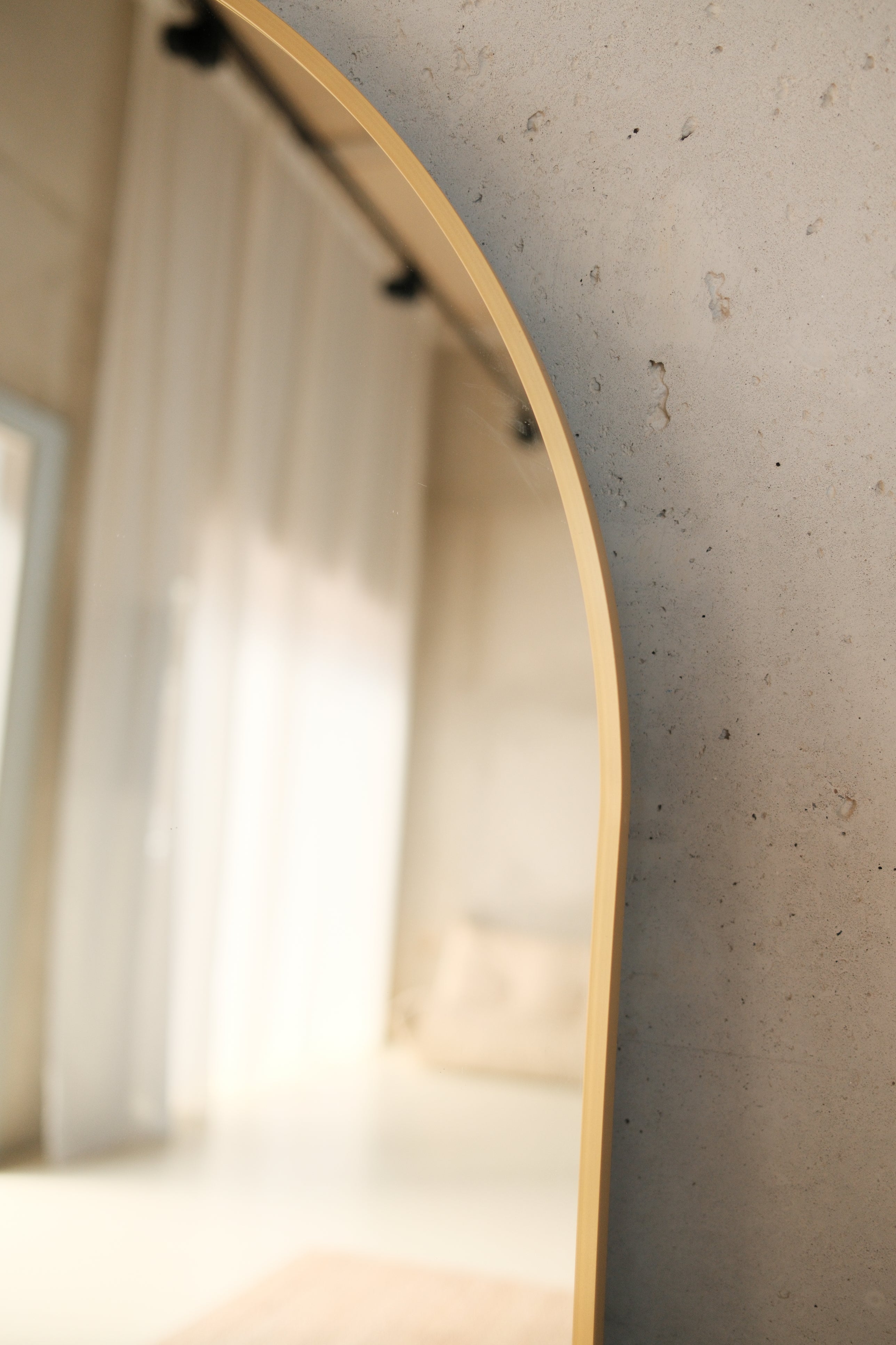 Elara Mirror Compact – 160×80 cm | Arched Full-Length Mirror – Goud