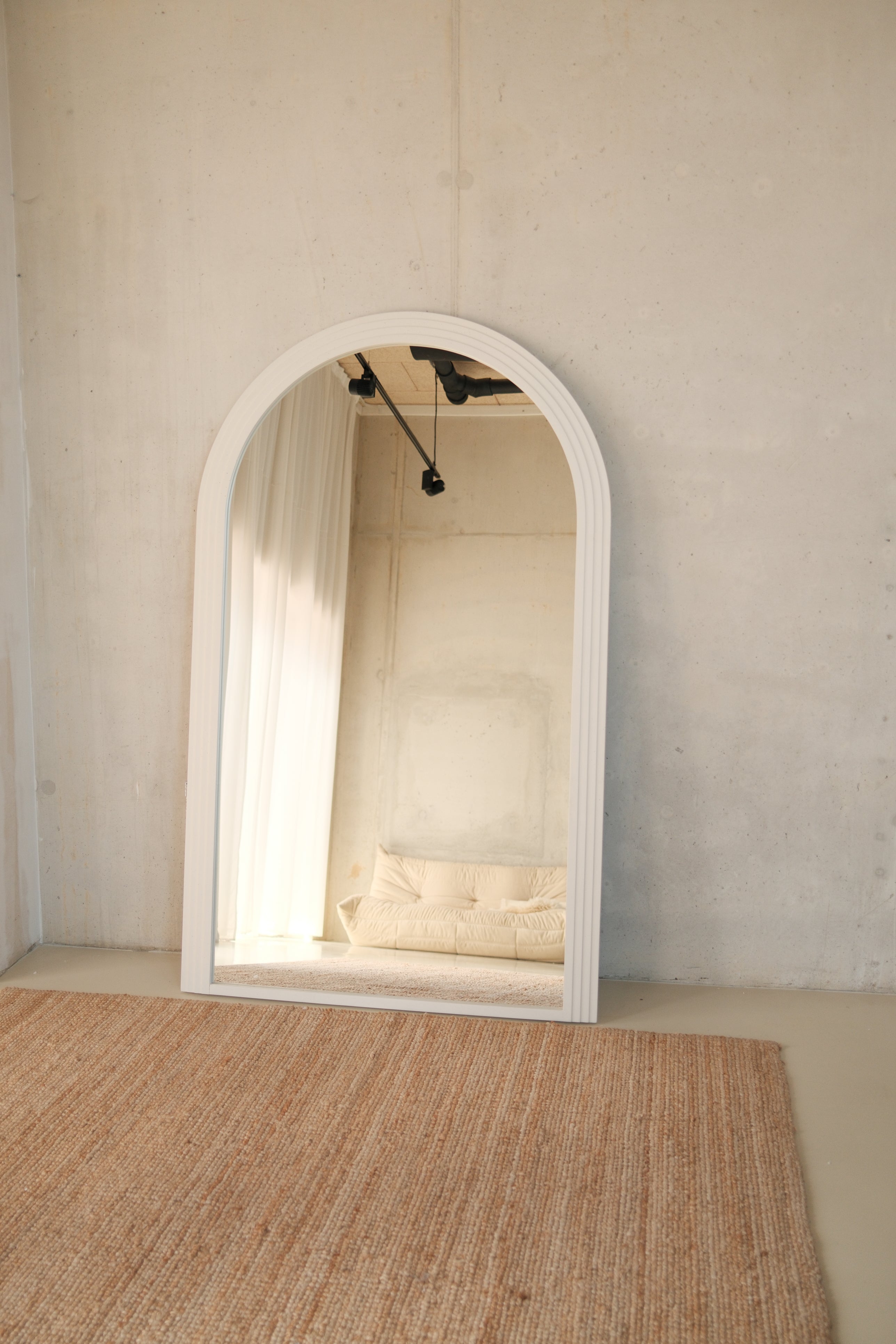 Novi Arch design spiegel hout – 180×110 cm | Japandi beton look Full-Length Mirror – Beige
