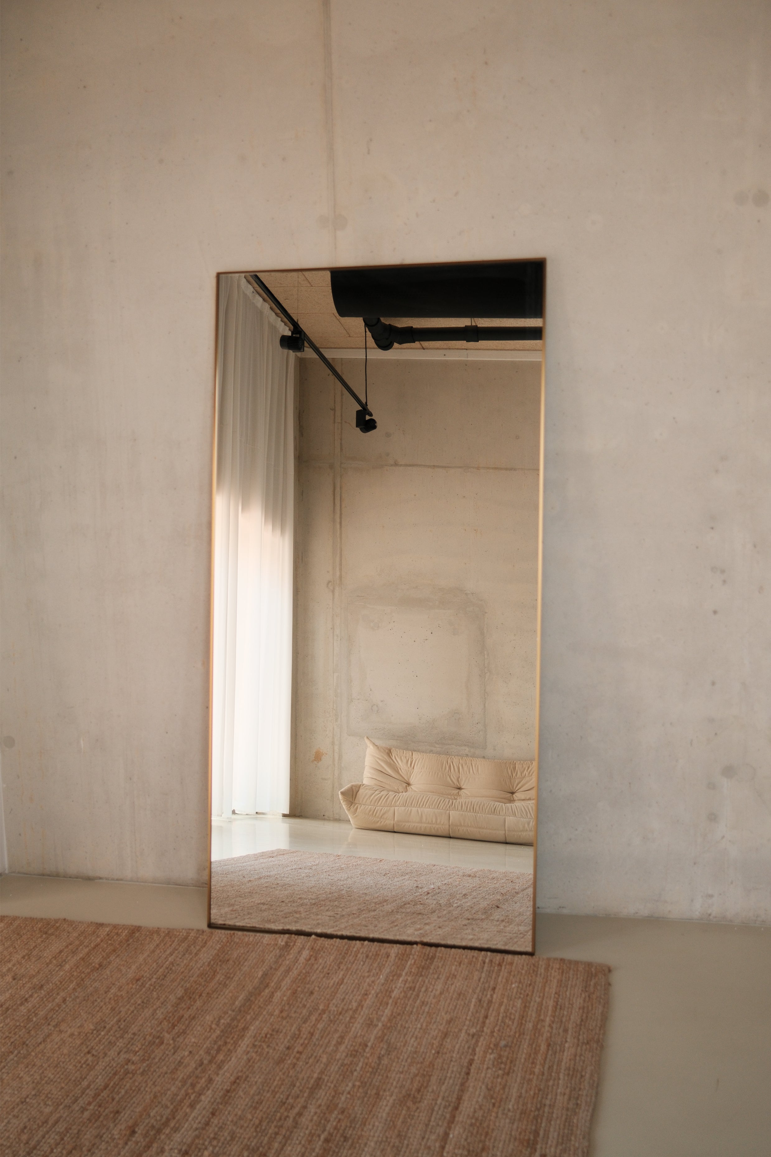 Aureum Mirror – 200×100 cm | Full-Length Mirror – Messing