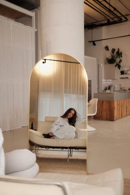Elara Mirror Compact – 160×80 cm | Arched Full-Length Mirror – Goud