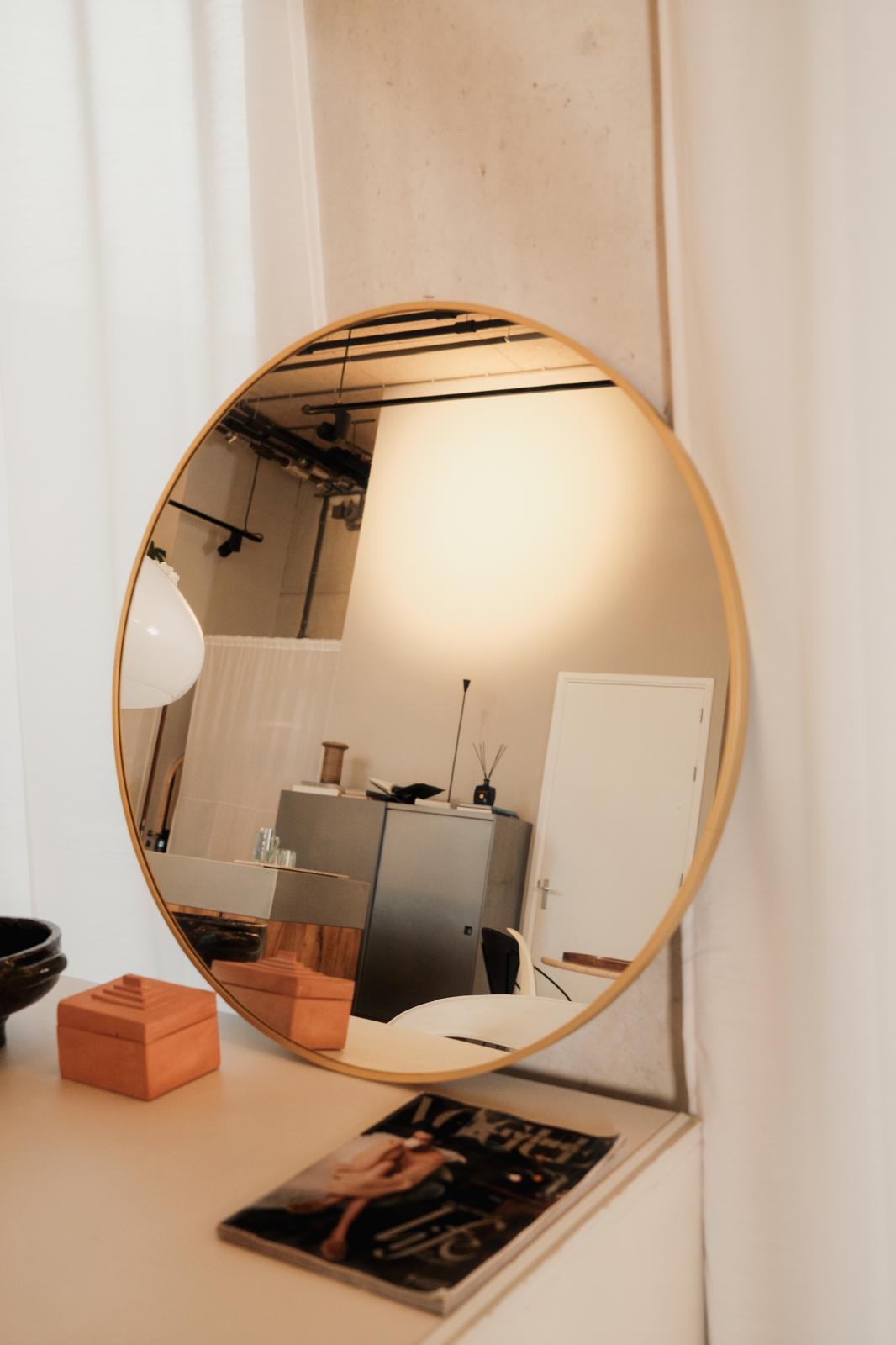 Solara Mirror – Ronde Spiegel 60 cm - aluminum lijst - Goud
