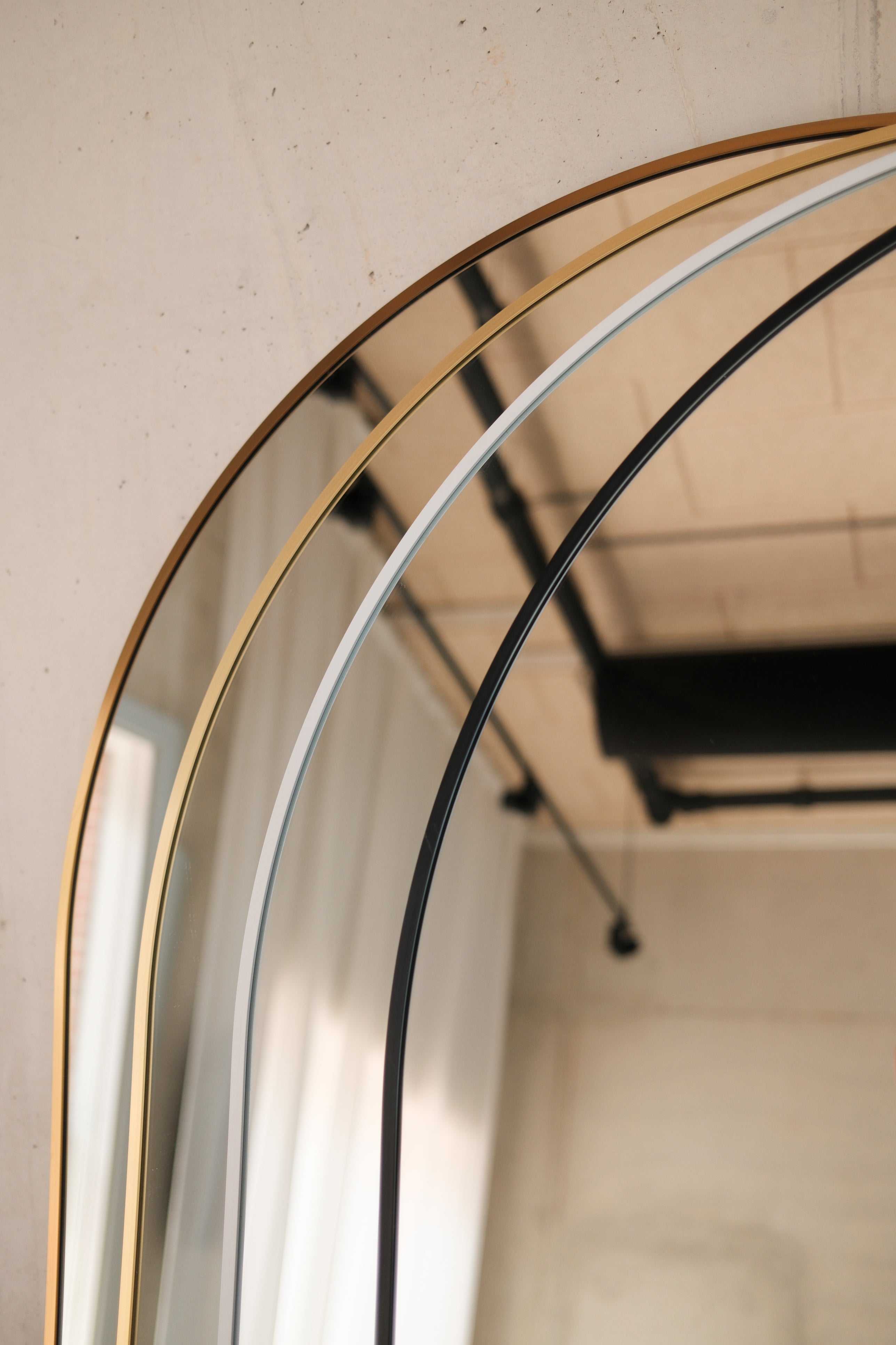 Elara Mirror – 200×100 cm | Arched Full-Length Mirror – Wit