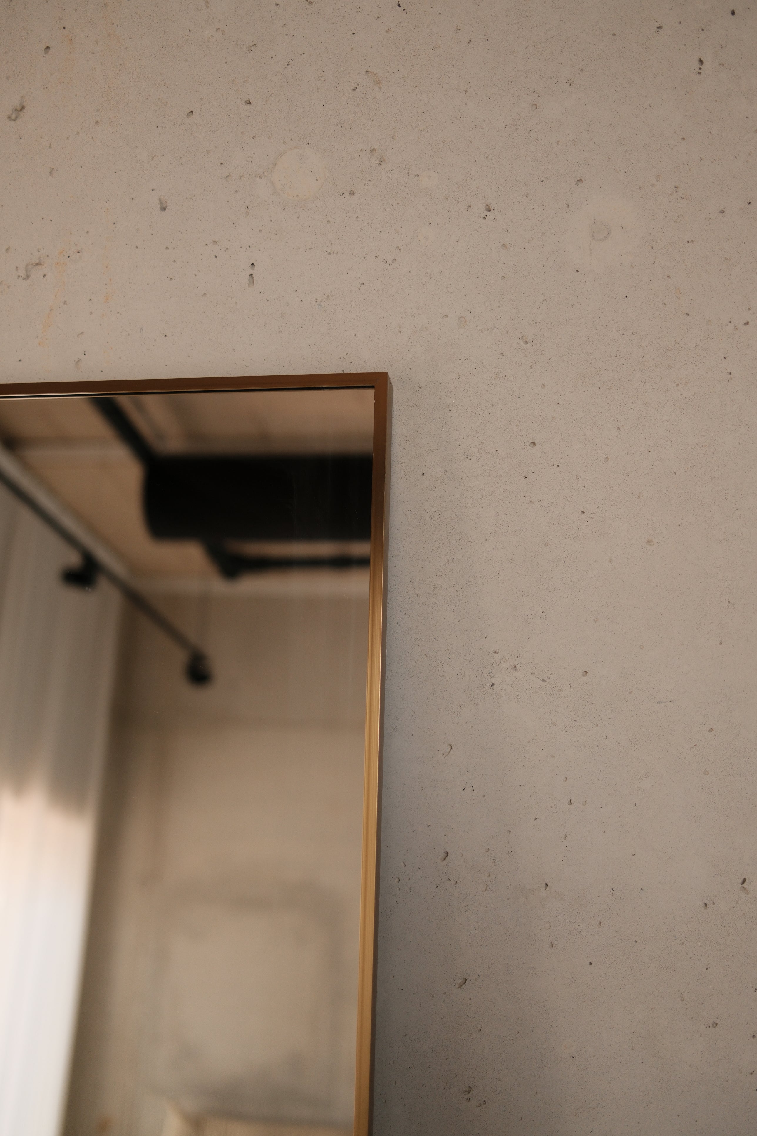 Aureum Mirror – 200×100 cm | Full-Length Mirror – Messing