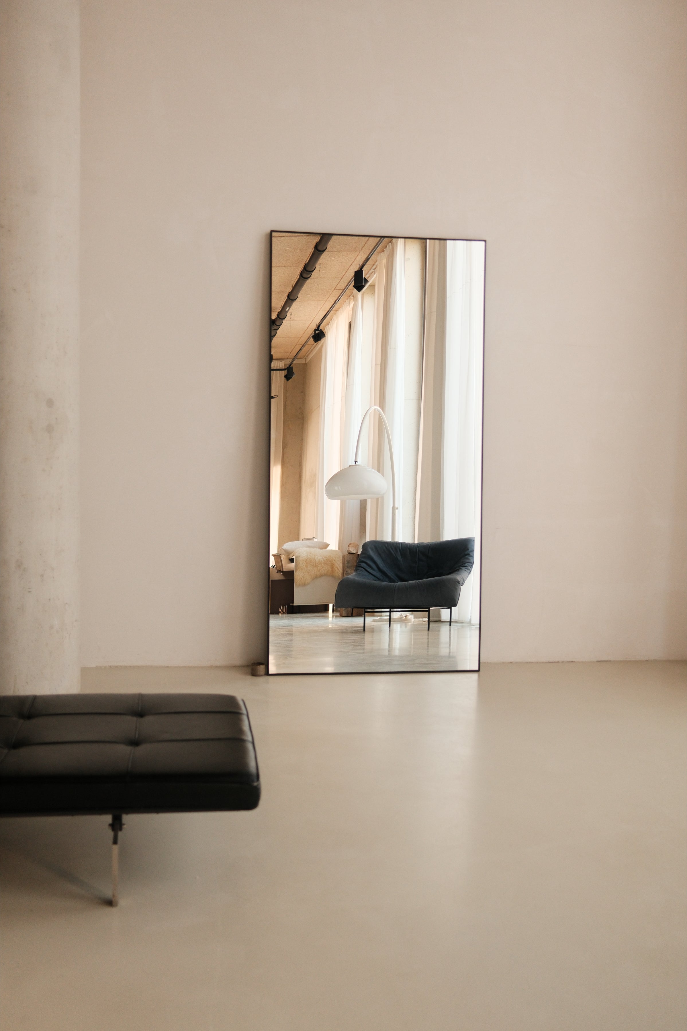 Aureum Mirror – 200×100 cm | Full-Length Mirror – Zwart