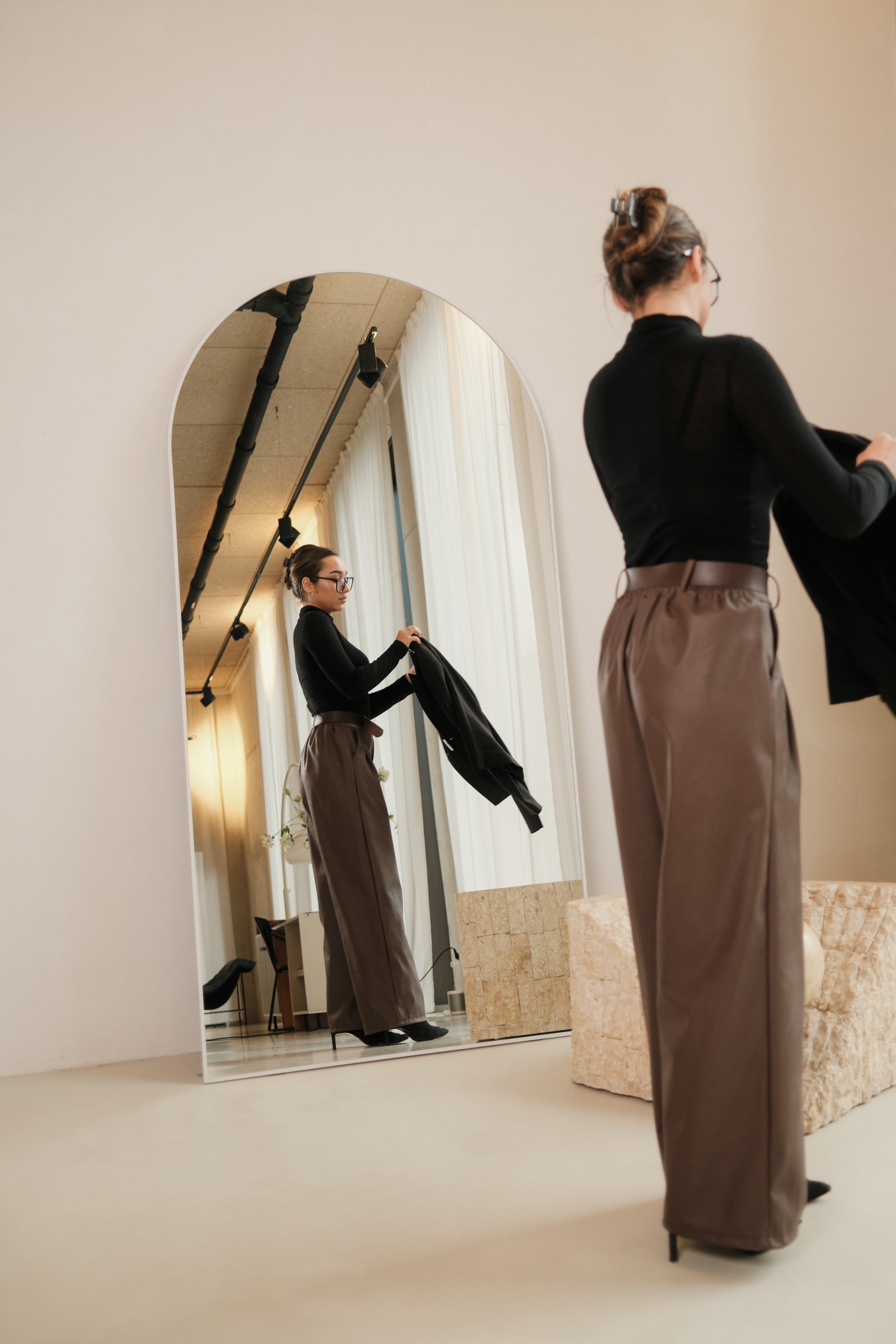 Elara Mirror – 200×100 cm | Arched Full-Length Mirror – Wit